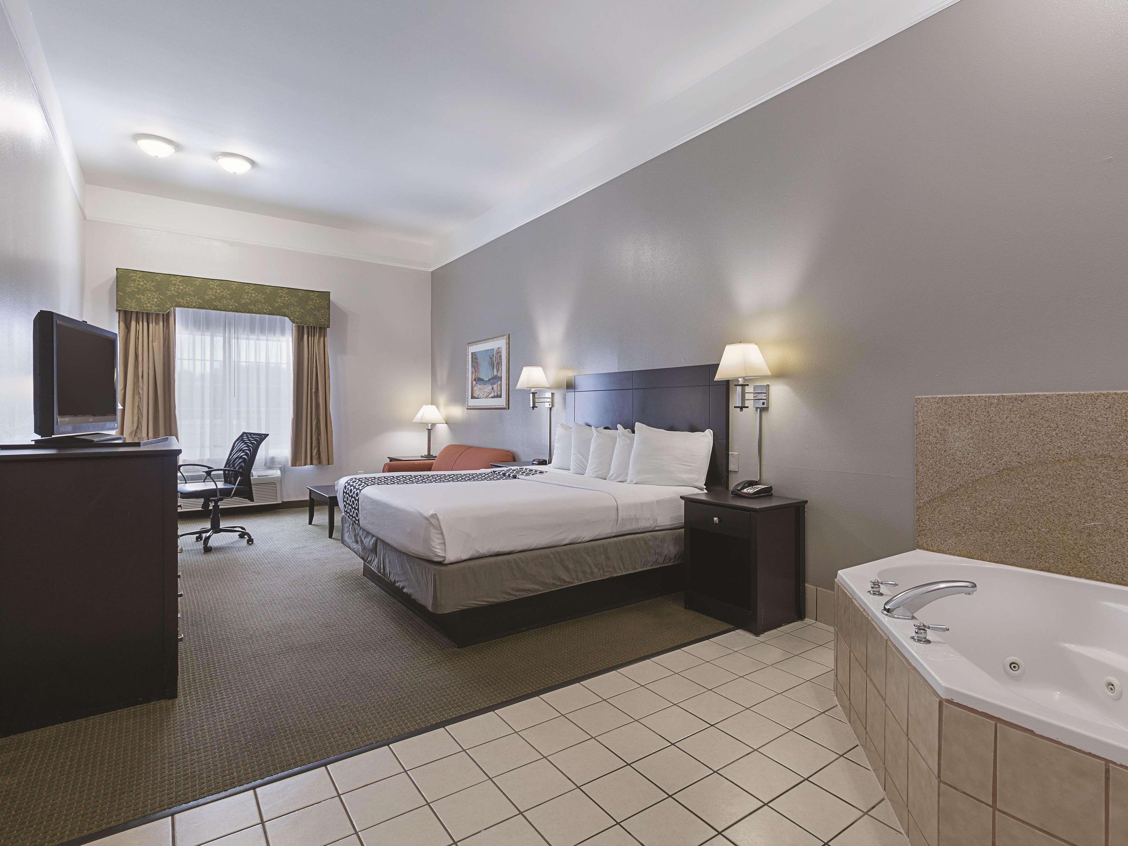La Quinta By Wyndham Deer Park Hotell Eksteriør bilde