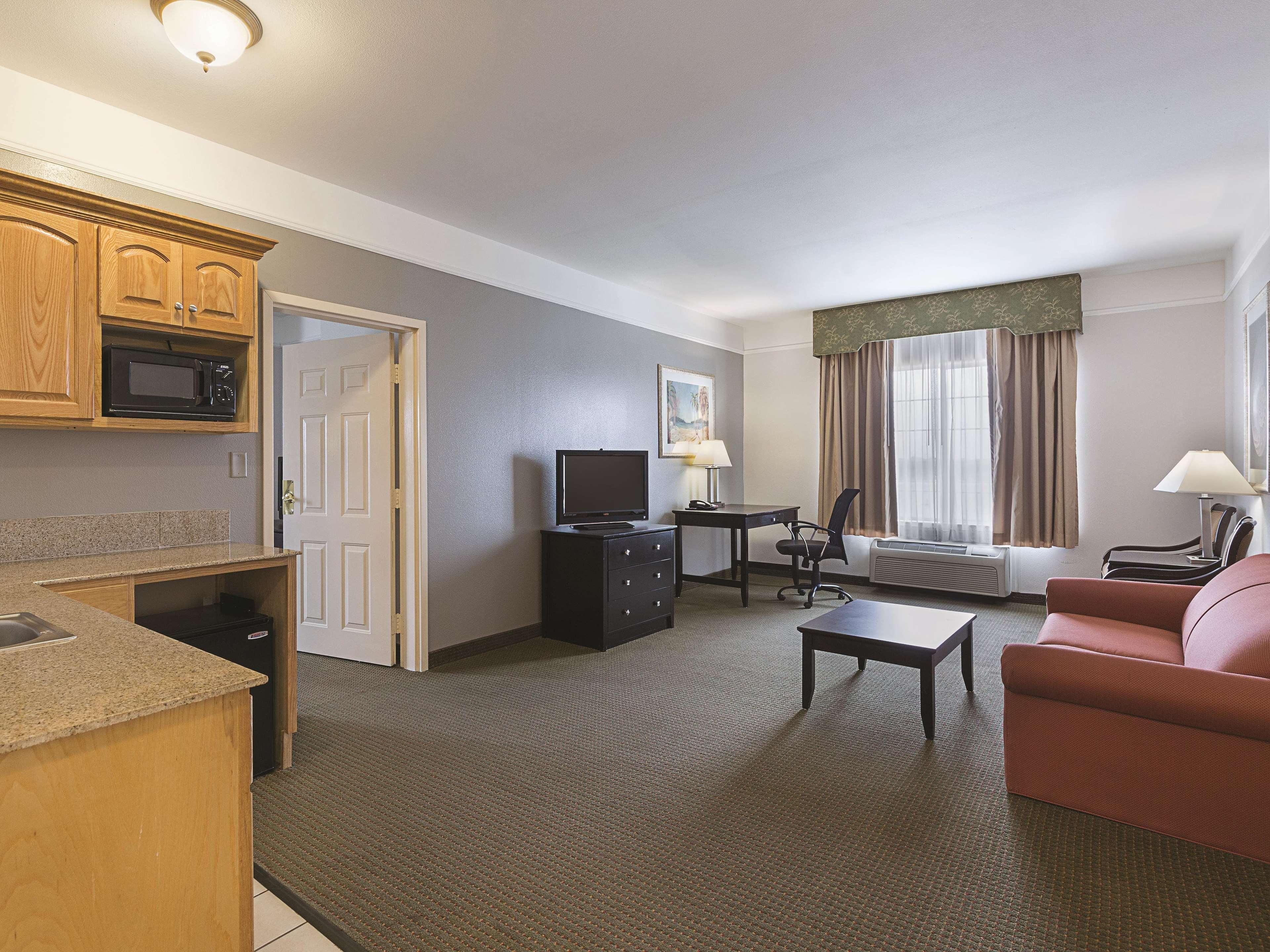 La Quinta By Wyndham Deer Park Hotell Eksteriør bilde