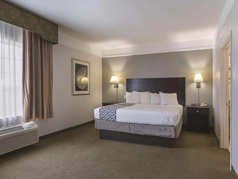 La Quinta By Wyndham Deer Park Hotell Eksteriør bilde